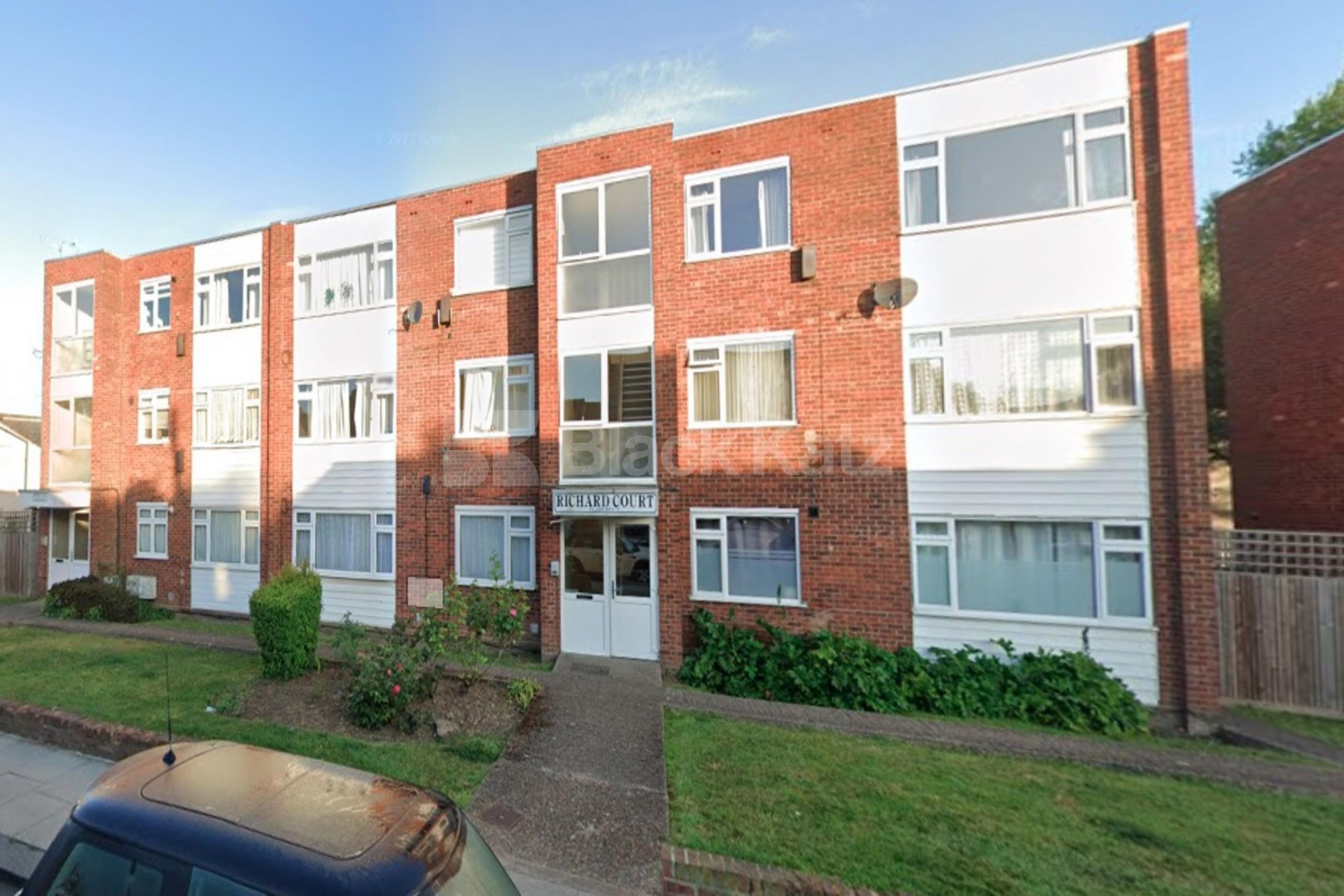 spacious 2 double bedroom property located close to Barnet Station  Alston Road, High Barnet EN5